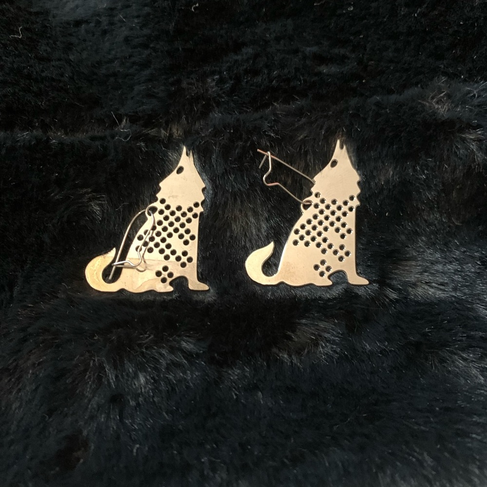 Howling Wolves Silver 1.5” Earrings